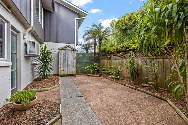 2/50a Taharoto Road Takapuna_19