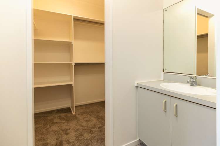 1/21a Fifth Avenue Mount Albert_16