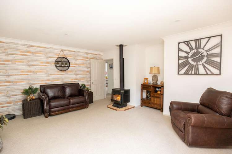 1 Harris Place Ngatea_6