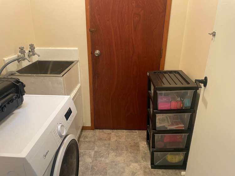 2/96 Hatea Drive Regent_8