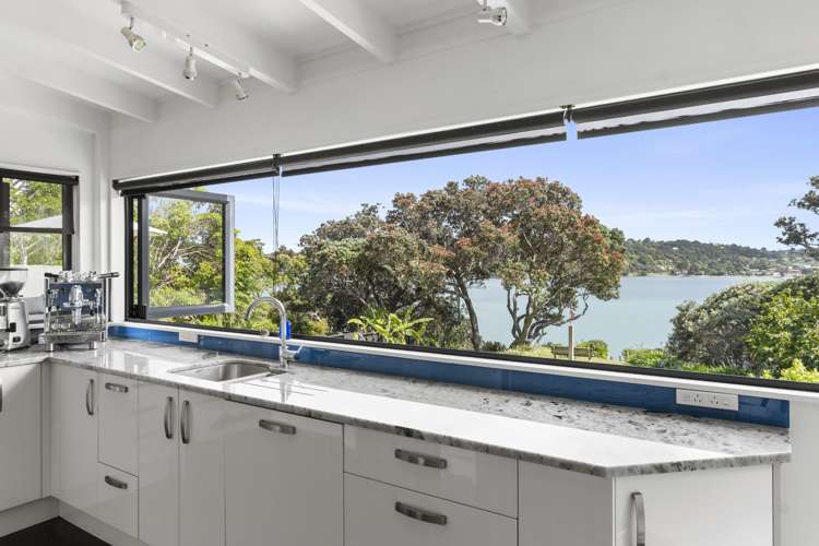 24 Esslin Road Surfdale_7