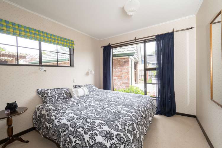 77 Allens Road Allenton_19