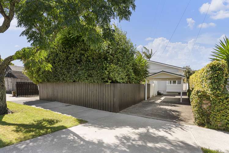 15 Hoheria Road Onehunga_19