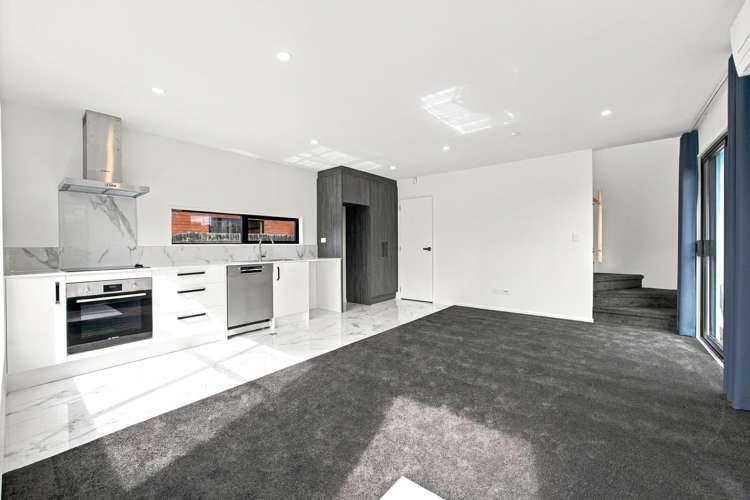1/28 Gibbon Street Sydenham_2