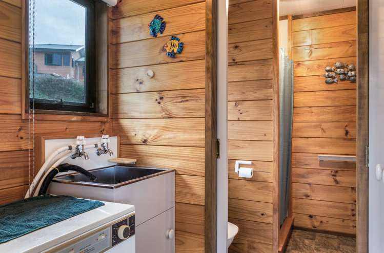 19 Turangitukua Terrace Kuratau_17