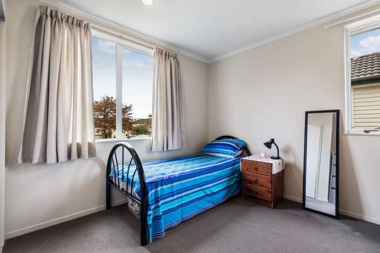 15 Ritchie Crescent Takanini_11