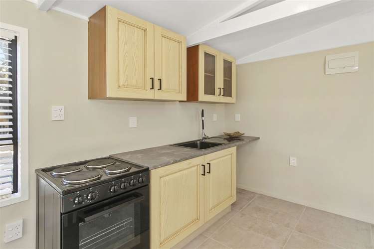 19A Leaming Place Clarks Beach_17