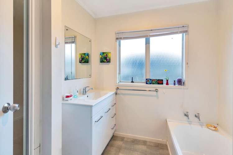 84b Opaheke Road Opaheke_13