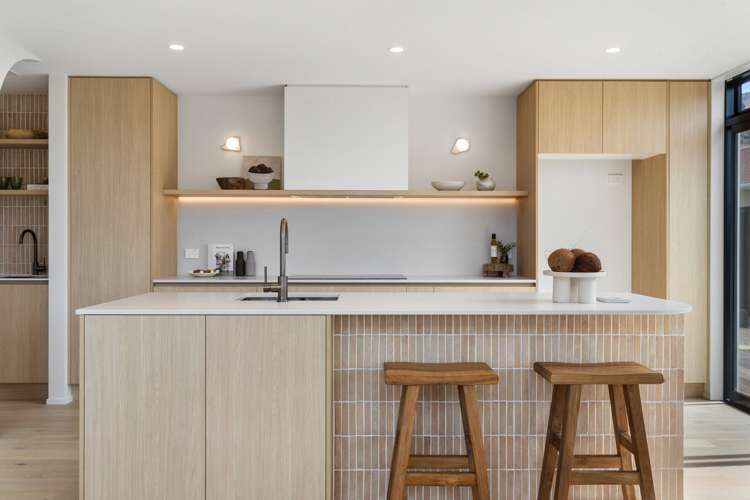 36 Colenso Street Sumner_12