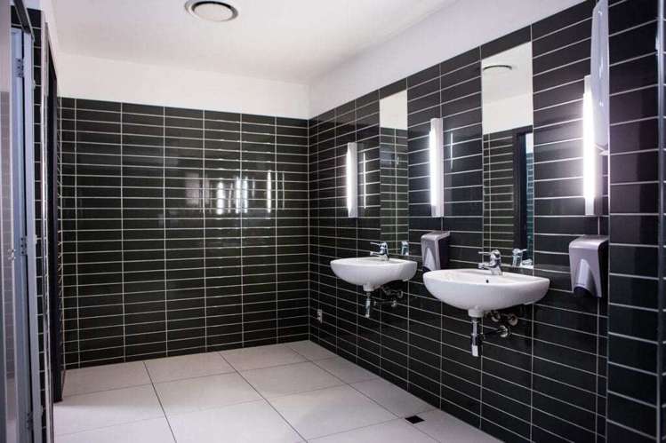 74 Taharoto Road Takapuna_8