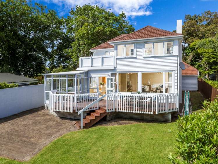 272 Lake Road Hauraki_18