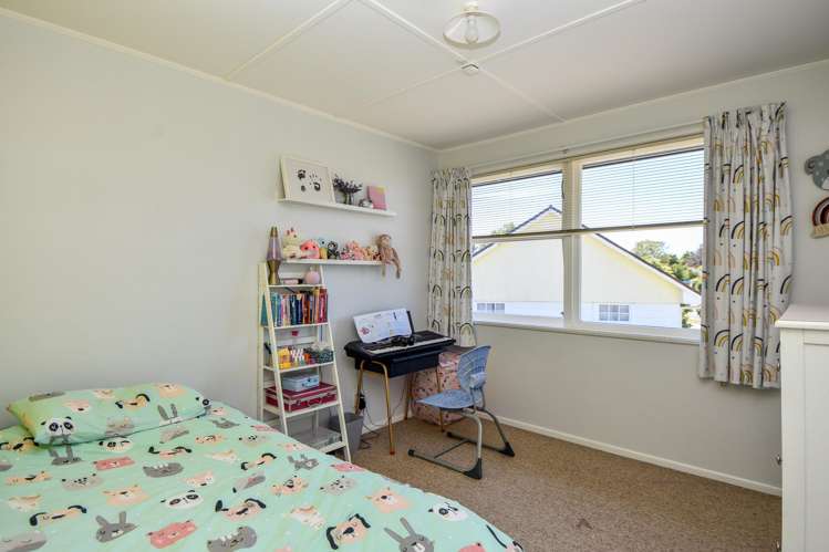 10 Fairbrother Street Carterton_13
