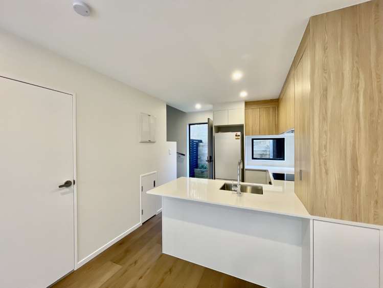 47 Selo Street Glen Eden_5