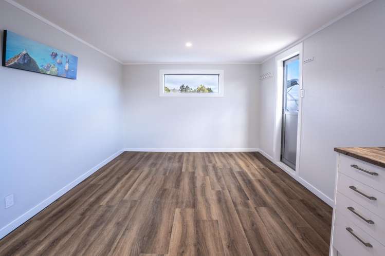 9 George Street Waihola_30