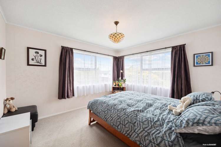 16 Kurnell Drive Botany Downs_12