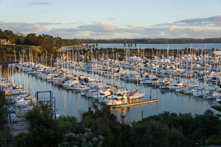 89 Pine Harbour Parade Beachlands_15