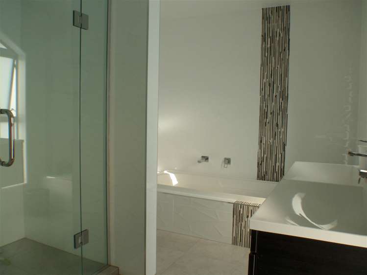 1 Carnaveron Drive Lincoln_7