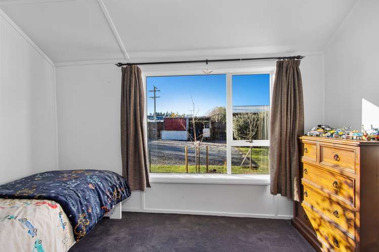 27 Pembertons Road Sefton_19