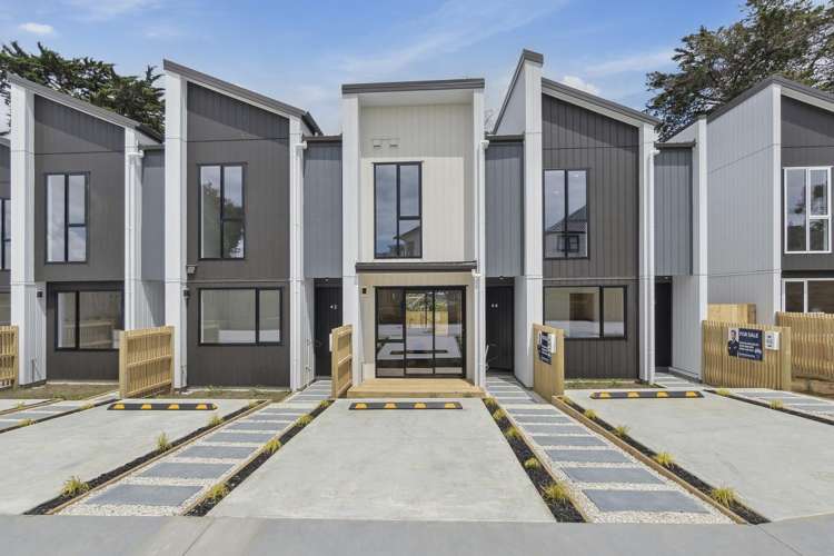 12-15/143 Sykes Road Manurewa_0