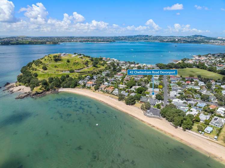 42 Cheltenham Road Devonport_1