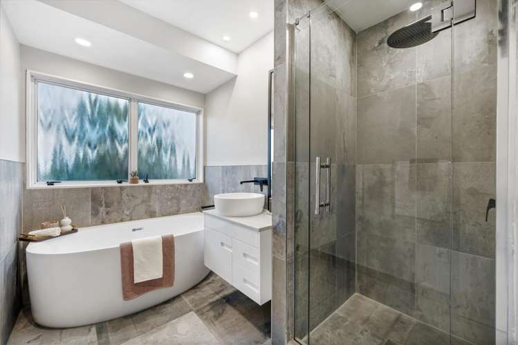 1/1 Clearwater Cove West Harbour_17