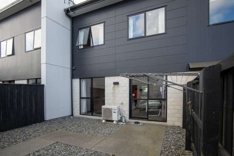 22 Brian Keogh Lane Wigram_21