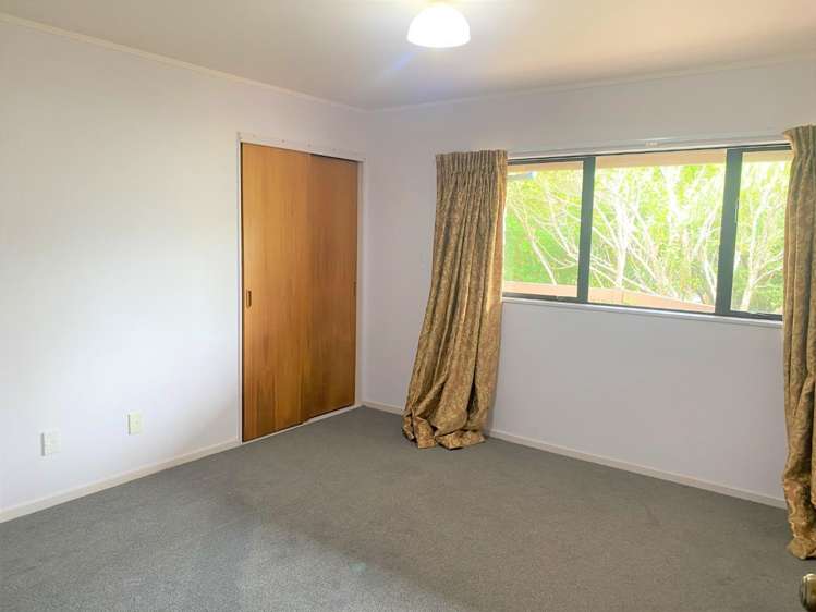 14 Ellwood Place Churton Park_13