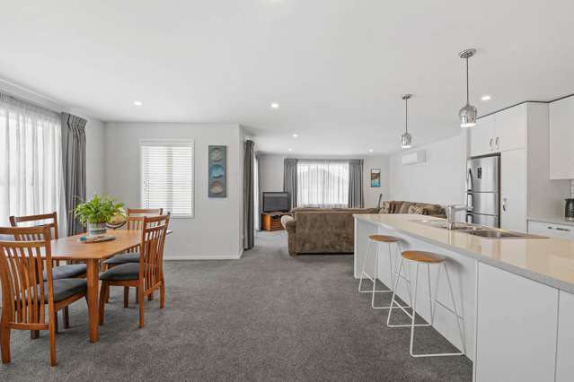 2 Dakota Place Burleigh_4