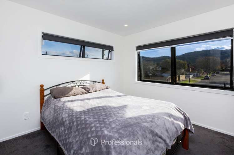 22 Palmer Crescent Silverstream_7