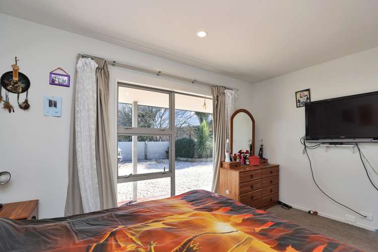 227 Racecourse Road Allenton_12