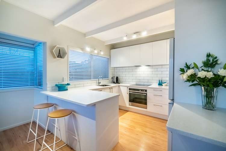 2/5 Marama Street Castor Bay_7