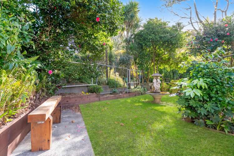 8 McDowell Crescent Hillcrest_5