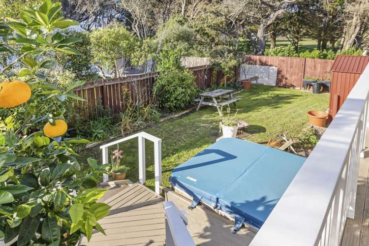 24 Scott Avenue Otaki Beach_25