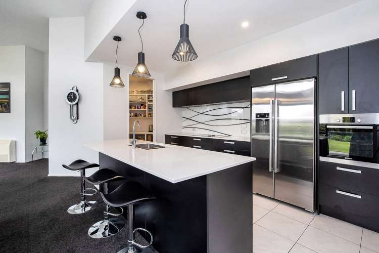 14 Louis Lane Rolleston_1