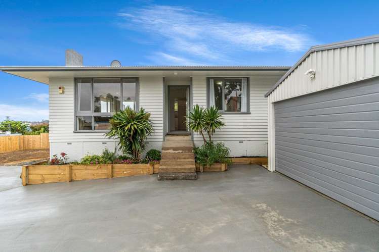 13 Edgar Pearce Place Howick_17