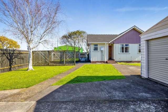 156 Glover Road Hāwera_1