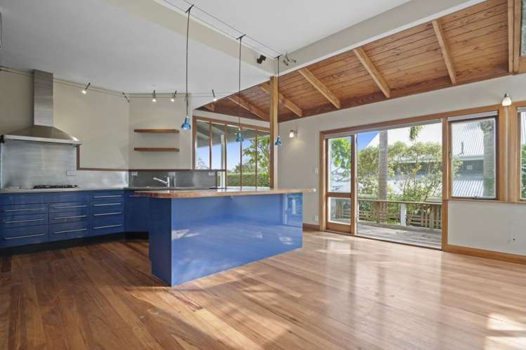 145 Queen Street 10888_6
