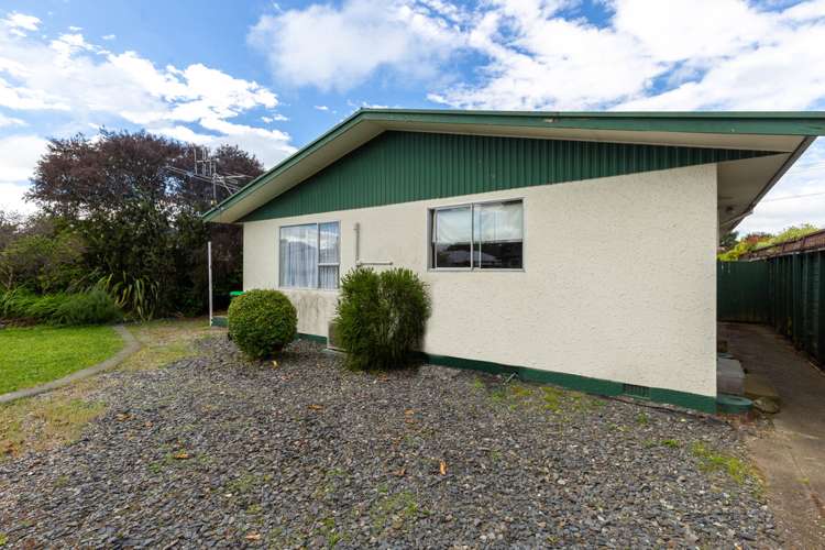 2/127 Parkers Road Tahunanui_13