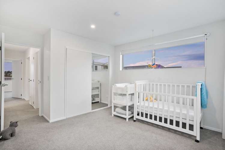 2 Watermill Lane Silverdale_12