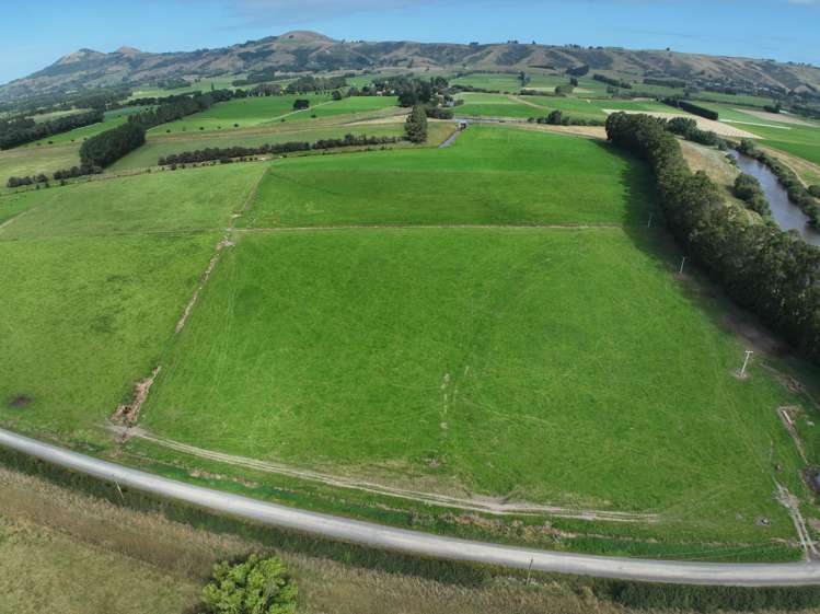 305 Riverside Road Taieri Plain_3