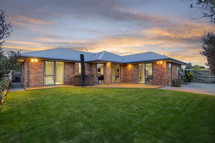 2 Te Pihopa Way Aidanfield_11