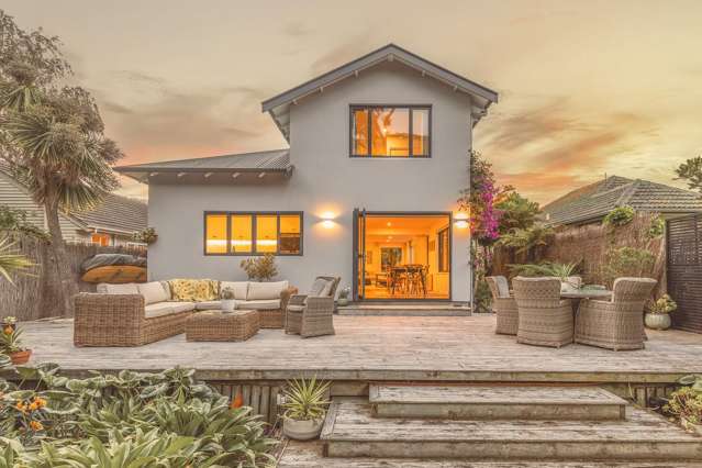 Coastal Living, Elevated in the Golden Triangle