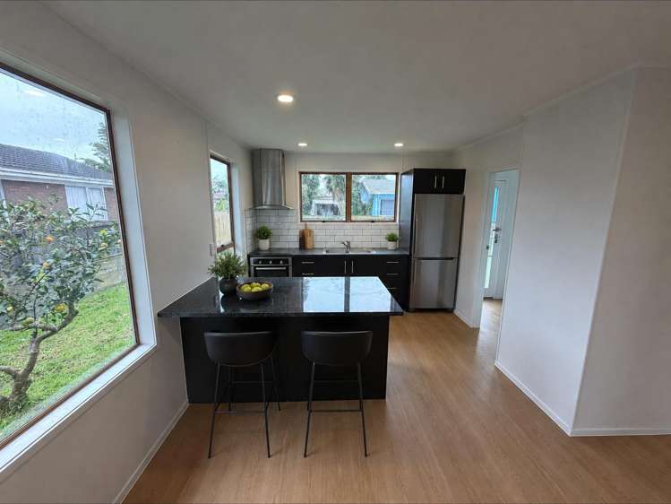 12 Desmond Place Otara_2
