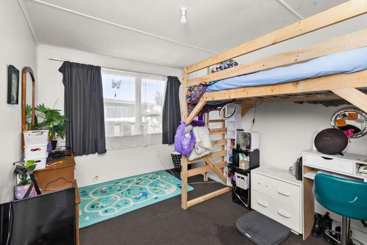 330 Tui Place Camberley_7