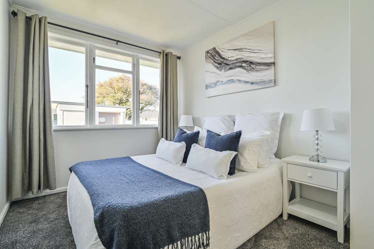 405 Montgomery Street Raureka_11