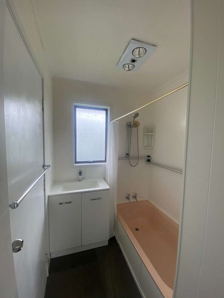 2b Churchill Street Pukekohe_7