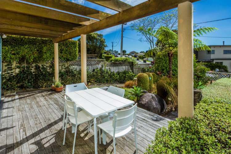 1/44 Seaview Road Castor Bay_18