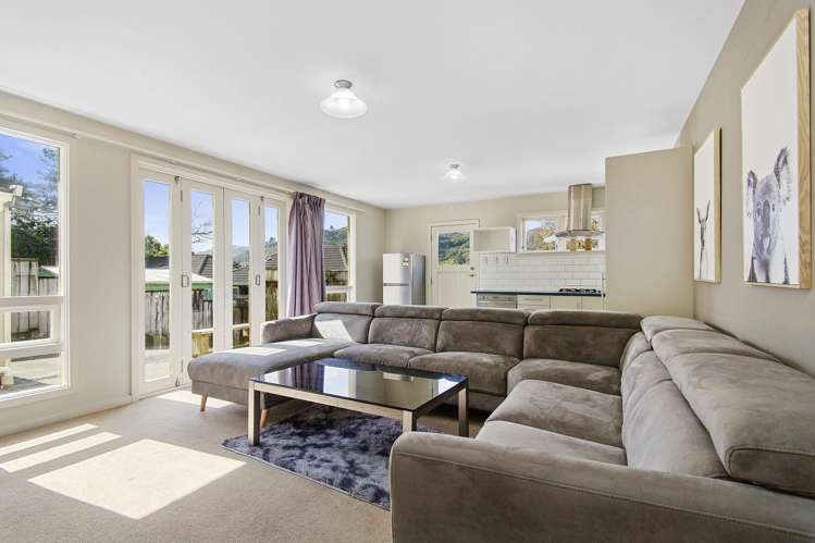 12 Bledisloe Crescent Wainuiomata_2
