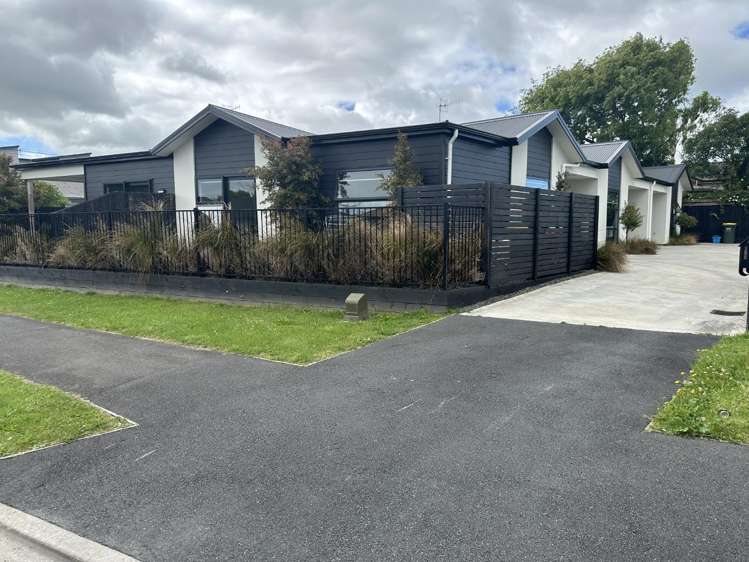 4/152 Old Farm Road 1074_1