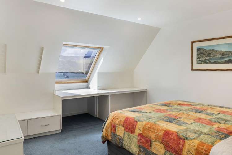 259 Beach Road Akaroa_26